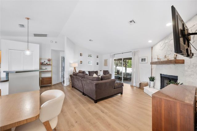 8741 MOUNT ROYAL LANE, Lakeland, FL 33809