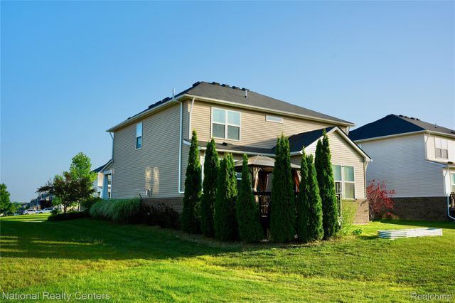 58180 Jonagold Lane, Lyon Charter Township, MI 48165