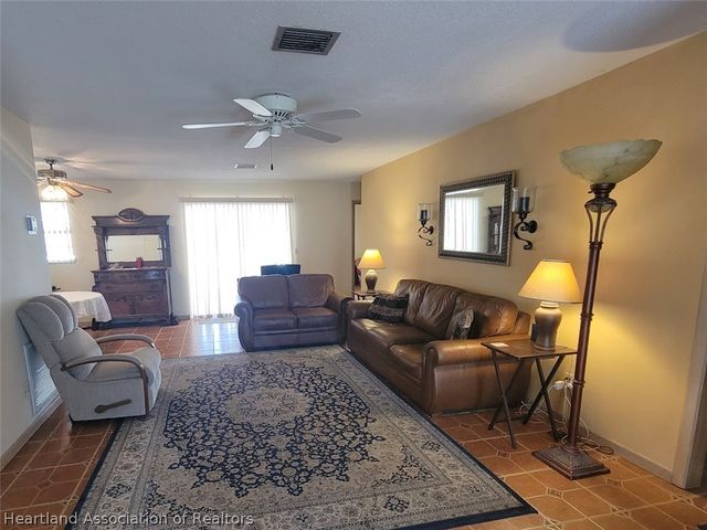 415 E Elm Street, Avon Park, FL 33825