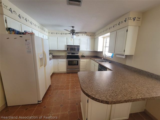 415 E Elm Street, Avon Park, FL 33825