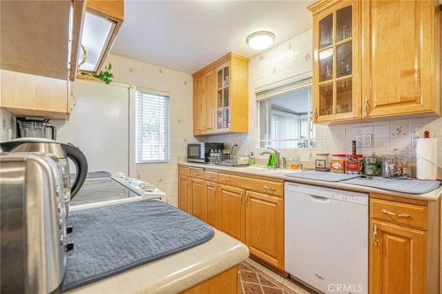 26337 Oak Highland Drive A, Newhall, CA 91321