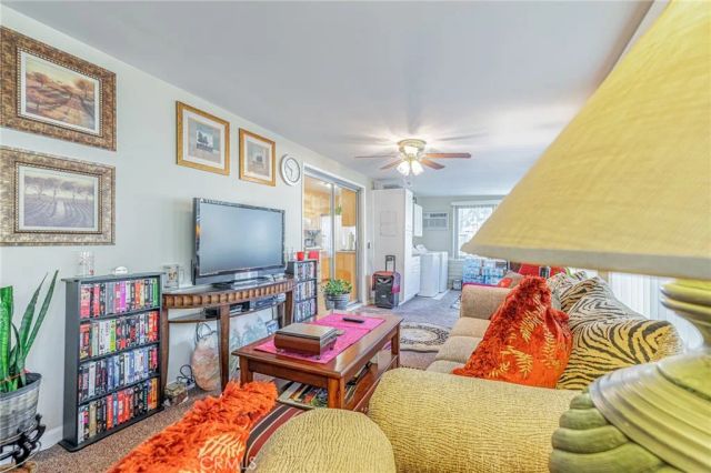26337 Oak Highland Drive A, Newhall, CA 91321