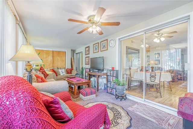 26337 Oak Highland Drive A, Newhall, CA 91321