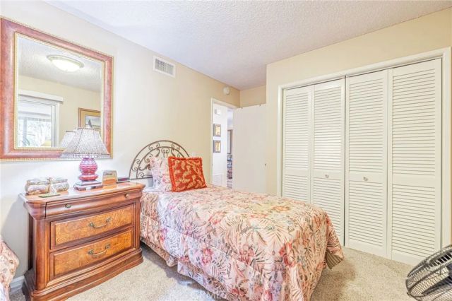 26337 Oak Highland Drive A, Newhall, CA 91321