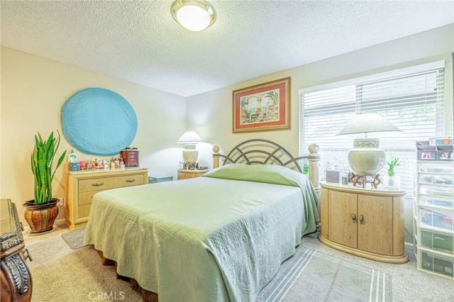 26337 Oak Highland Drive A, Newhall, CA 91321
