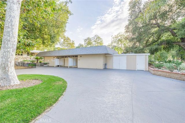 26337 Oak Highland Drive A, Newhall, CA 91321