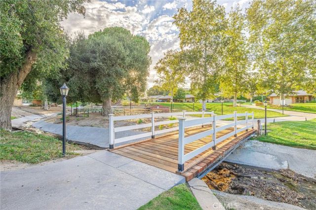 26337 Oak Highland Drive A, Newhall, CA 91321