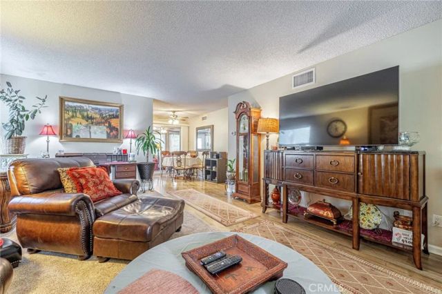 26337 Oak Highland Drive A, Newhall, CA 91321