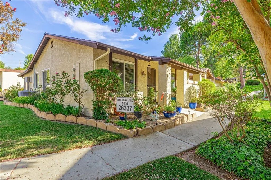 26337 Oak Highland Drive A, Newhall, CA 91321