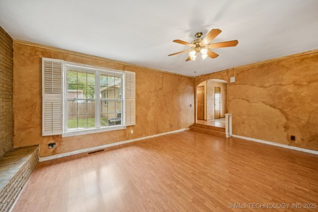 12036 S 278th East Avenue, Coweta, OK 74429