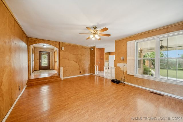 12036 S 278th East Avenue, Coweta, OK 74429