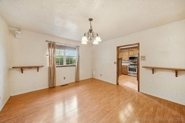 12036 S 278th East Avenue, Coweta, OK 74429