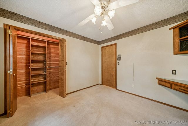 12036 S 278th East Avenue, Coweta, OK 74429