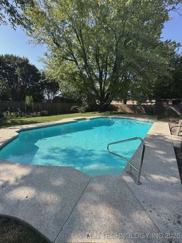 12036 S 278th East Avenue, Coweta, OK 74429