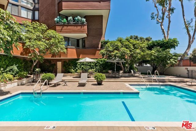 300 N Swall Drive 201, Beverly Hills, CA 90211