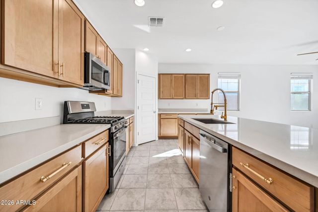 10223 W PICCADILLY Road, Avondale, AZ 85392