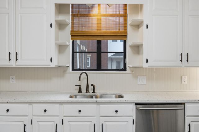 316 W Lexington Avenue, Danville, KY 40422