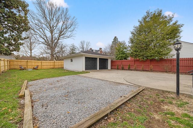 316 W Lexington Avenue, Danville, KY 40422