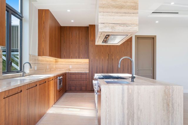 230 15Th Circle, Key Colony, FL 33051