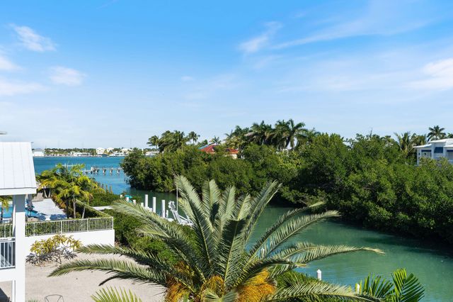 230 15Th Circle, Key Colony, FL 33051