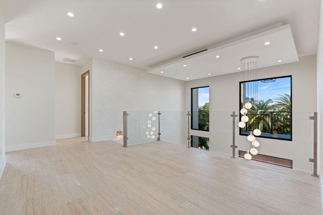 230 15Th Circle, Key Colony, FL 33051