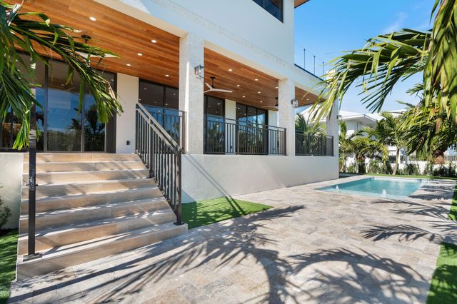 230 15Th Circle, Key Colony, FL 33051