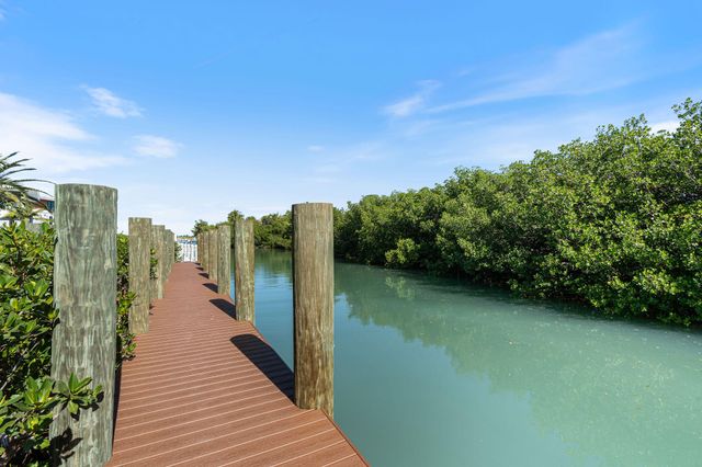 230 15Th Circle, Key Colony, FL 33051