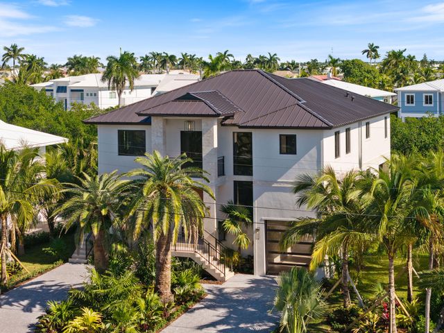 230 15Th Circle, Key Colony, FL 33051