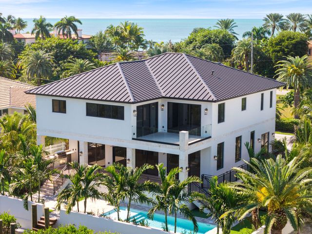 230 15Th Circle, Key Colony, FL 33051