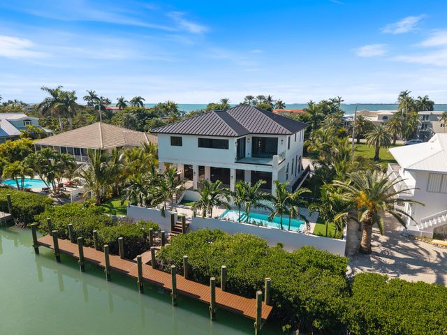 230 15Th Circle, Key Colony, FL 33051