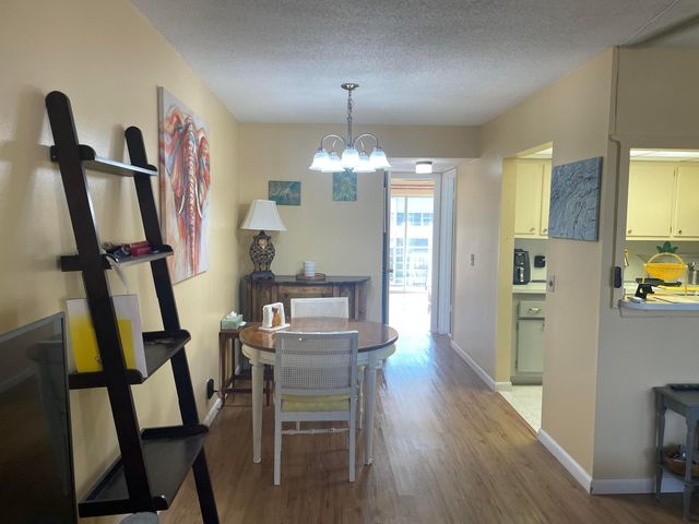 183 Dorchester H, West Palm Beach, FL 33417