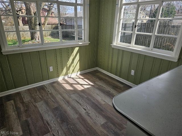 1681 Girard Street, Akron, OH 44301