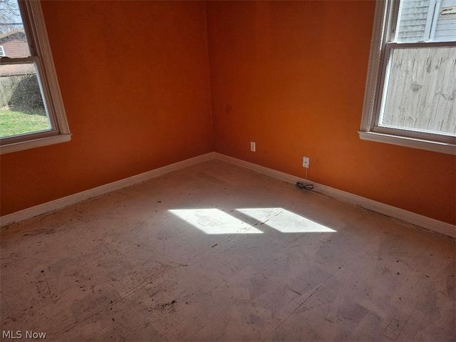 1681 Girard Street, Akron, OH 44301