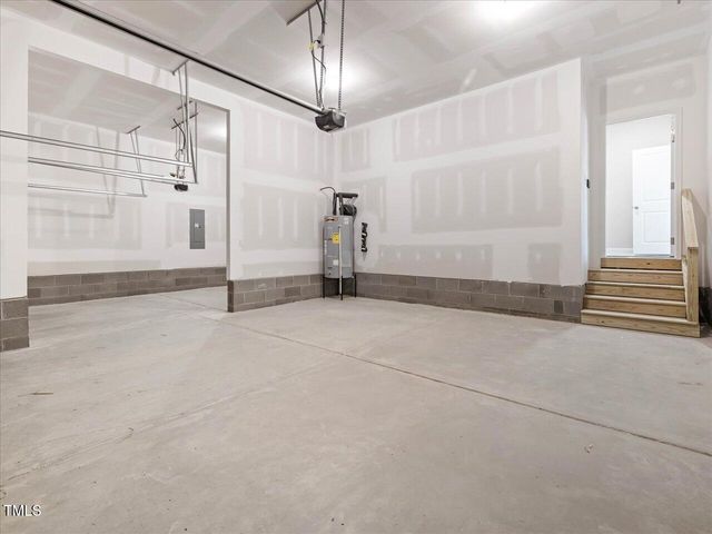 92 Celtic Lane, Lillington, NC 27546