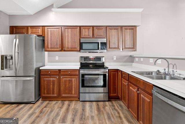 1503 SE Silver Summit Drive, Conyers, GA 30094