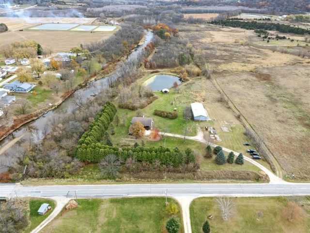 330 S Mill Street, Wadena, IA 52169