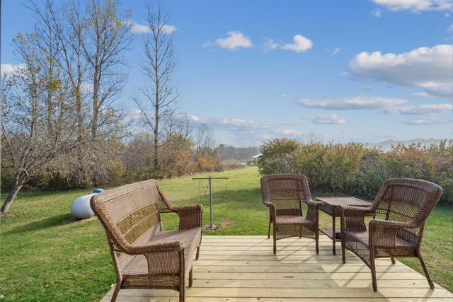 330 S Mill Street, Wadena, IA 52169