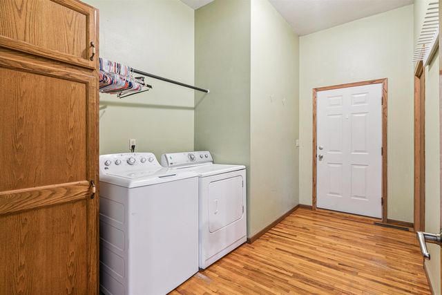 330 S Mill Street, Wadena, IA 52169