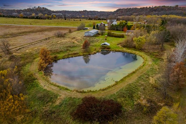 330 S Mill Street, Wadena, IA 52169