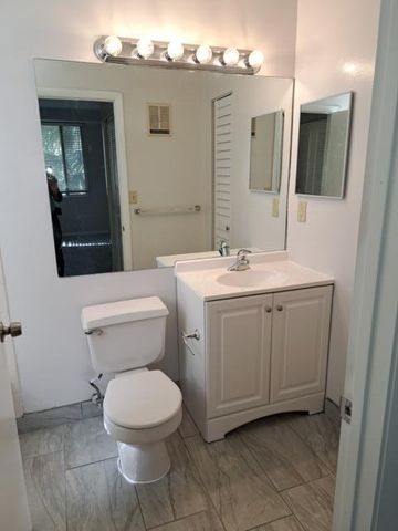 701 Lyons Road 13208, Coconut Creek, FL 33063