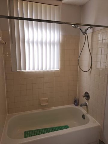 701 Lyons Road 13208, Coconut Creek, FL 33063