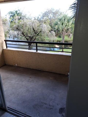 701 Lyons Road 13208, Coconut Creek, FL 33063