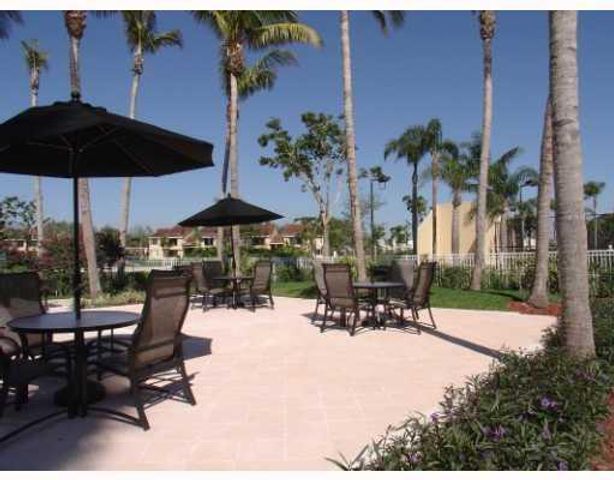 701 Lyons Road 13208, Coconut Creek, FL 33063