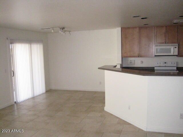 8521 N 64th Drive, Glendale, AZ 85302