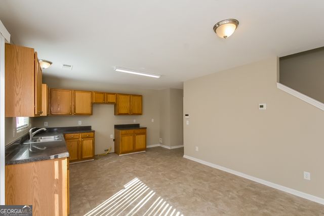 5677 Sable Way, Atlanta, GA 30349