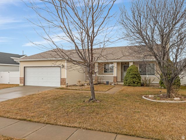 5444 S 4050 W, Roy, UT 84067