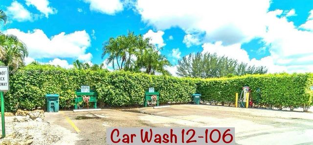 9423 S Hollybrook Lake Drive 106, Pembroke Pines, FL 33025