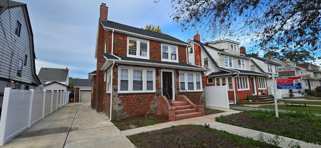 104-40 194th Street, Saint Albans, NY 11412