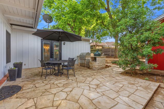 1904 Schulle Ave, Austin, TX 78703