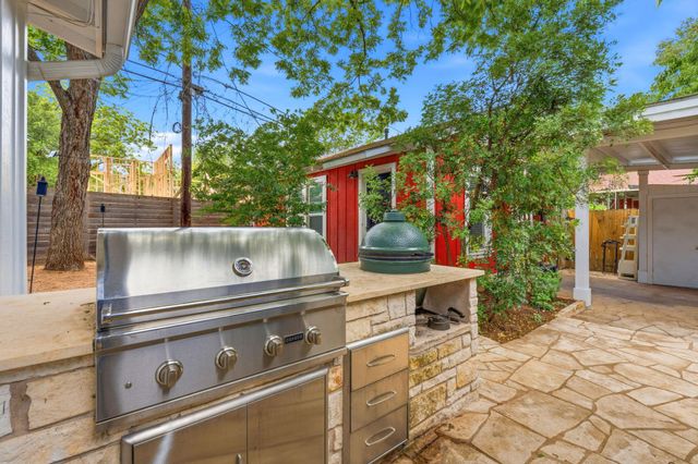 1904 Schulle Ave, Austin, TX 78703